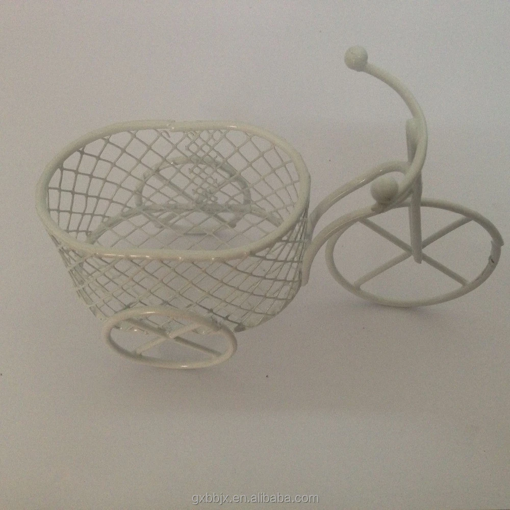 Hot-selling Factory direct sale handmade metal craft white tricycle bike with basket for decoration Gift