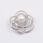 Manufacturer High Quality Lapel Wedding Party Accessory mothers day pearl camellia flower brooch