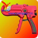 PLASTIC PIPE CUTTER