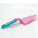 Triangular plastic pizza shovel pizza pie cutter BPA free