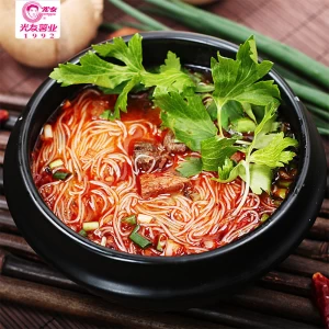 Wholesale Instant Rice Noodles Family Pack (135g*4bags) Beef Non-fried Healthy Food Instant Vermicelli