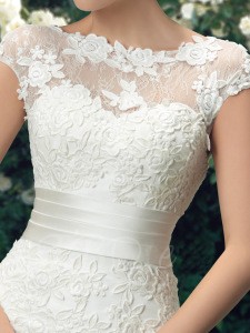 2020 New styles appliqued lace Trumpet Cheap Mermaid short sleeve wedding gowns MWA26