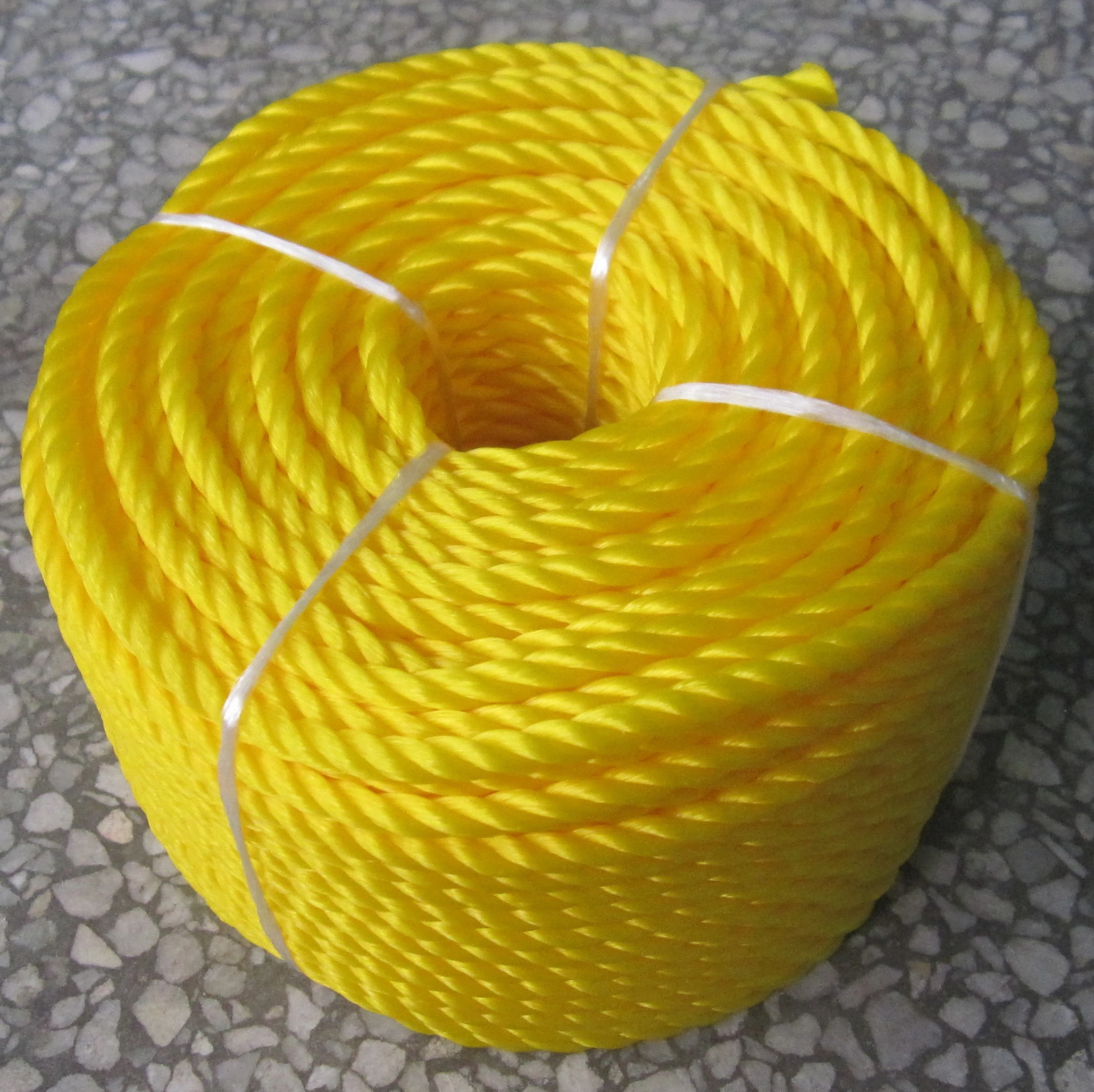 6mm cheap price 100% virgin  pp nylon rope  3 strands twisted PE boat rope for Africa
