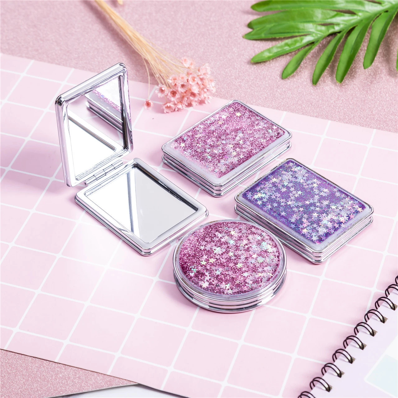 Bling Luxury Fancy Quicksand Small Makeup Mirror Folding One Side Magnifying Makeup Mirror Portable Pocket Mirror