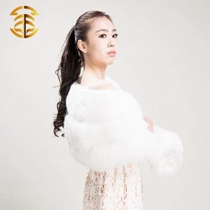 China Manufacturer OEM Service Latest Genuine Fur Women Winter Shawl