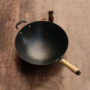 Chinese Carbon Steel Wok Kitchen Iron Outdoor Wok Summit With Wooden Handle In Stock