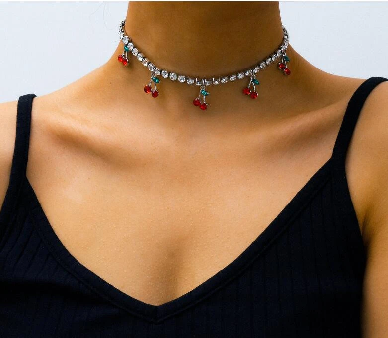 European and American cross-border popular jewelry fashion simple claw chain rhinestone necklace net red small clear cherry pend