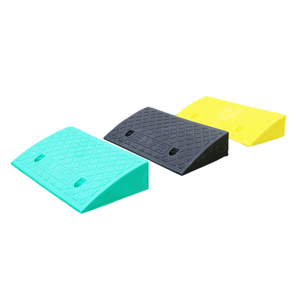 Fabricantes De Postes Road Construction Safety Equipment High Grade Appearance Driveway Curb Ramp