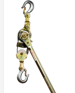 Industrial hand ratchet puller/hoist used for electric wire pulling for field needs