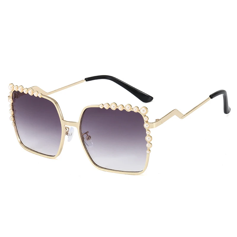 Mgirlshe 2021 Initial New Fashion Oversize Full Gold Frame Imitation Pearls Sunglasses Wholesale Elegant UV Protection Sunglasse
