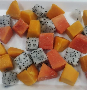 Mix mango, papaya, dragon fruit