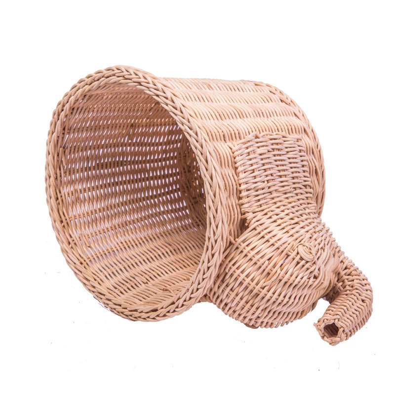 New arrivals design rattan handicraft  mini animal  elephant shaped rattan baskets gift crafts storage for home decor