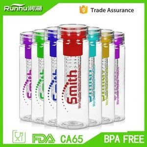 plastic drinking sports bottle with infuser for fruit juice