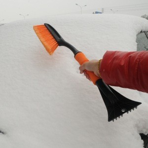 Promotional Windshield Snow Brush With Ice Scraper,long handle extendable snow brush