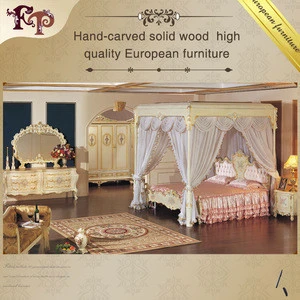Royal Classic Furniture - Cracking Paint Bedroom Set