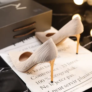The new 2021 striate female high-heeled shoes heel women shopping party commonly used stilettos