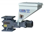 Volumetric doser plastic masterbatch mixer