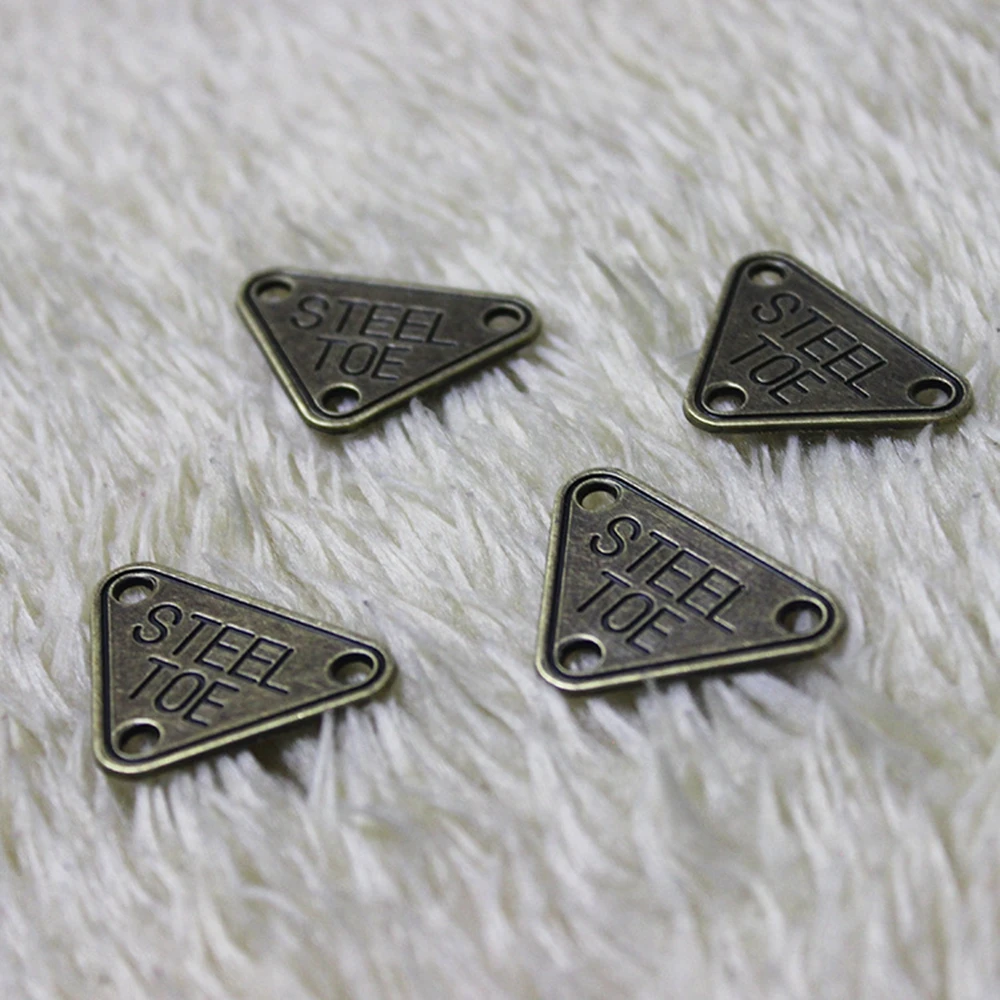 2020 China Best selling Metal Triangle Shape Engraved Metal Plate Custom Metal Logo Pate for Handbags ornaments Custom