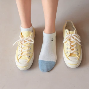 2021 Fashion Jacquard Socks Summer Womens Blue Light Colour Embroidery Socks