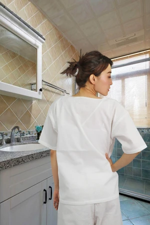Disposable non-woven unsex private logo high quality customized biodegradable breathable bath robe