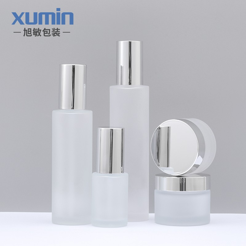 glass cosmetic pump bottle 30g 50g 30ml 100ml 120ml frosted glass bottle with silvery lid