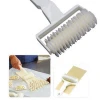 High Quality Pie Pizza Cookie Cutter Pastry Plastic Baking Tools Bakeware Embossing Dough Roller Lattice Cutter Craft Small Size