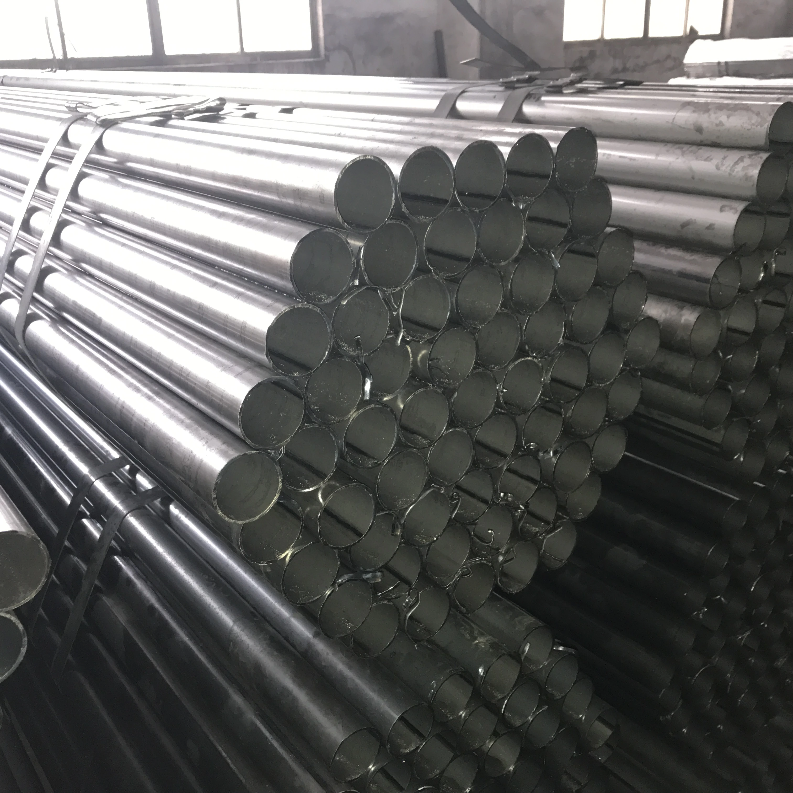 Hot Rolled acid washing seamless pipe stainless steel round tube