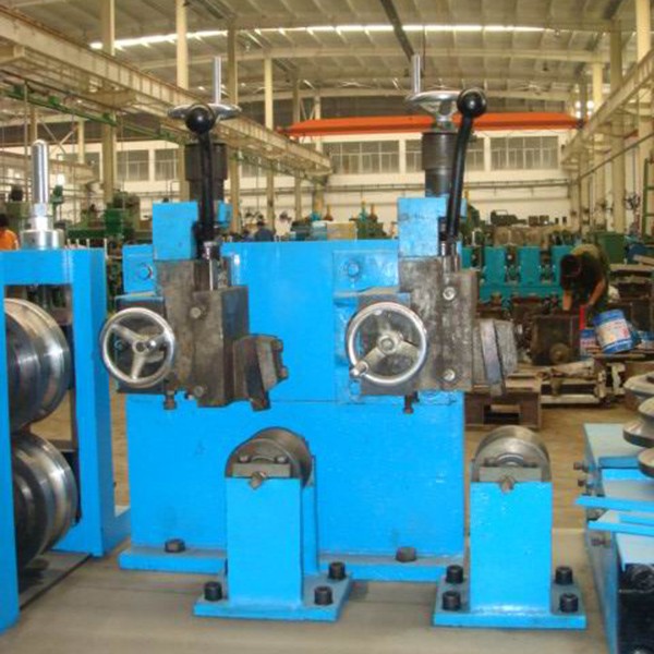 ISO9001:2008 gi pipe making machine duct forming machine