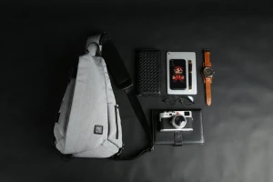 MOYYI Wholesale Professional design custom OEM camera bags shoulder strap pads stylish crossbody bag men