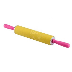 Non-Stick Rolling Pin and Pastry Mat Set Silicone cover &amp; SS 430 Ring Rolling Pin with Plastic handle For Pizza, Tortilla