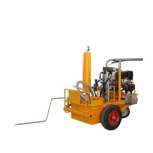 Pavement cross line cold spray road marking machine