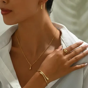 Simple and Fresh Water Drop Necklace Earrings Bracelets Ring Set Quality Design Jewelry Wholesale