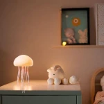 The Lovely Lamp lights up the night: the dancing jellyfish nightlight