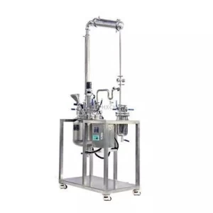 Vacuum distillation mixing tank