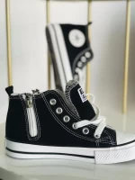 kids causial snakers