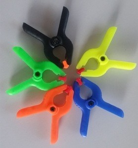 2 3 4 6 9 inch different color plastic spring clamp