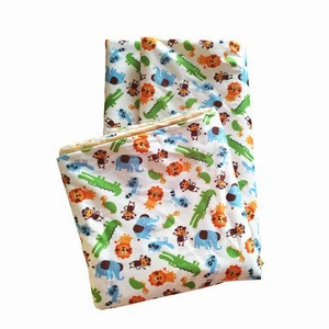 Amazon supplier Factory price Washable Waterproof High Chair Splat Mat