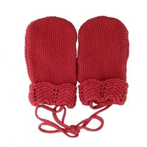 China Manufacturer Custom cheap red baby gloves mittens with fast delivery