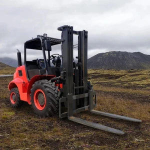 Chinese Cheap CE Euro5 Epa Engine shandong  multi directional all terrain forklift 4*4 truck with best price
