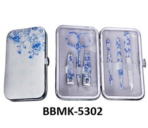 Grooming travel girls manicure pedicure set 5pcs disposable nail care tools clipper tweezer scissor kit in custom leather case