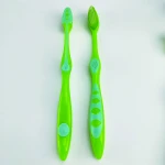 Hot selling toothbrush tufting making machine with low price