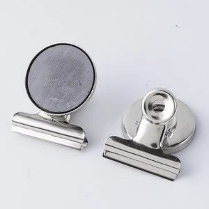 Magnetic Clip with Magnetic Base