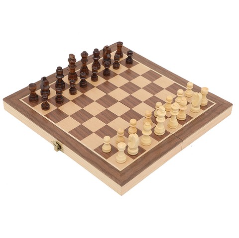 Manufacturers Eco-Friendly Portable Wooden magnet Chess Game boards printed chess pieces in wooden box