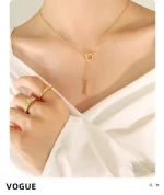 Minimalist Style Square Buckle Necklace For womens Summer Fashion Long Pendant With Collarbone Chain For Fashion And High-End