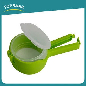 Toprank Kitchenware Colorful Airtight Food Bread Plastic Bag Closure Clip Food Bag Seal Clip Snack Clip With Pour Spout