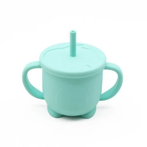 Wholesale BPA Free Custom Food Grade Water Baby Training Silicone Sippy Cup