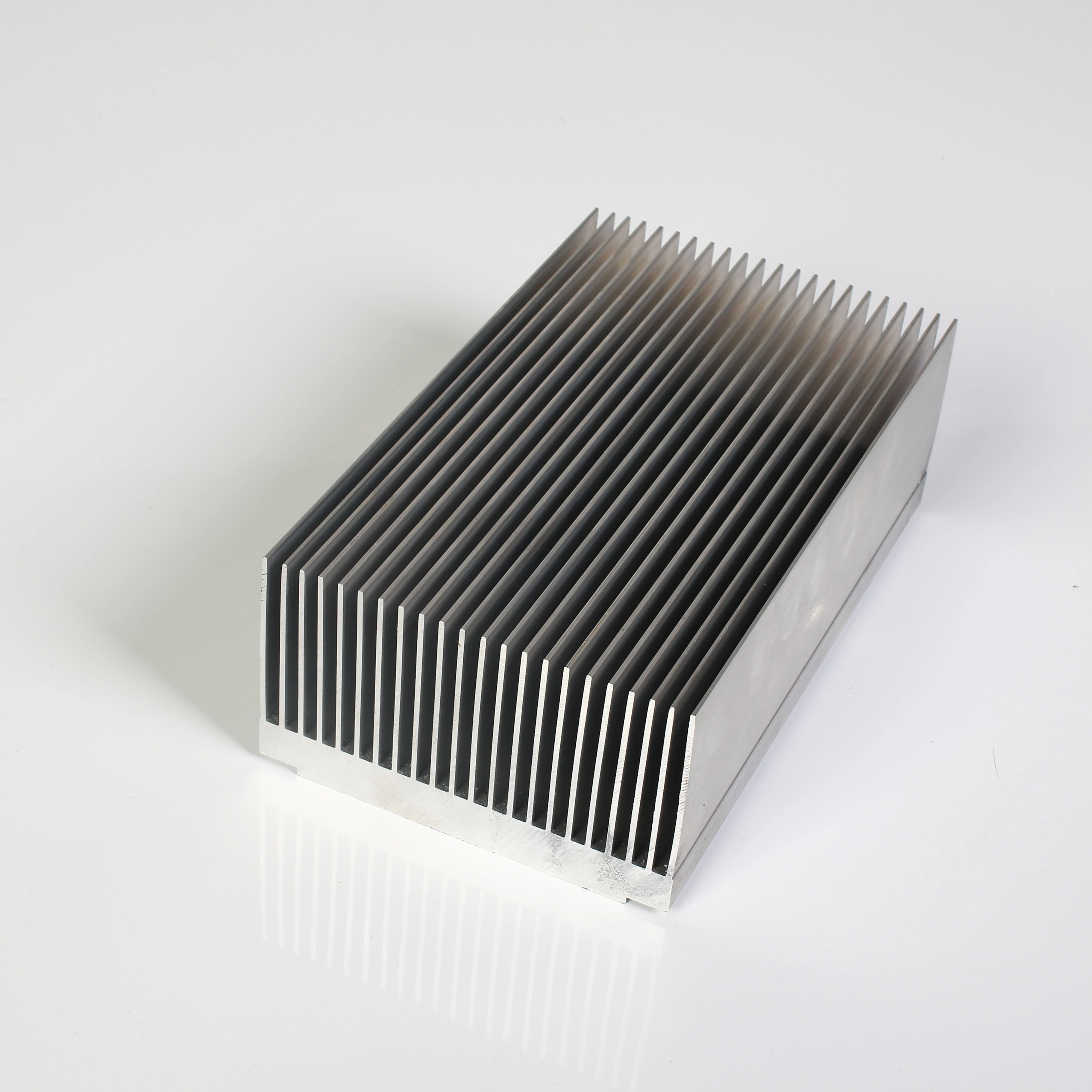 Wholesale custom trendy Radiator Good first grade primary aluminium ingot