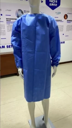 AAMI Level 3 isolation gown