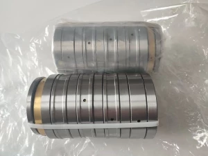 plastic extrusion machine gearbox bearing F-81672.T4AR 