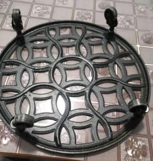 cast iron flower pot tray